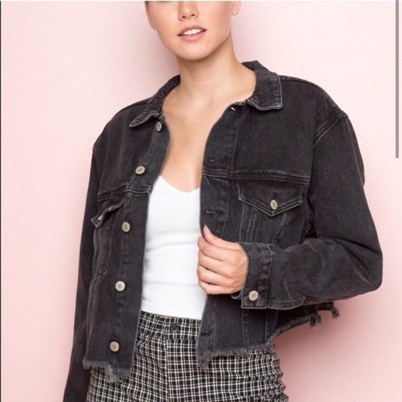 Brandy Melville Jackets & Blazers - Brandy Melville Cropped Black Denim Jacket